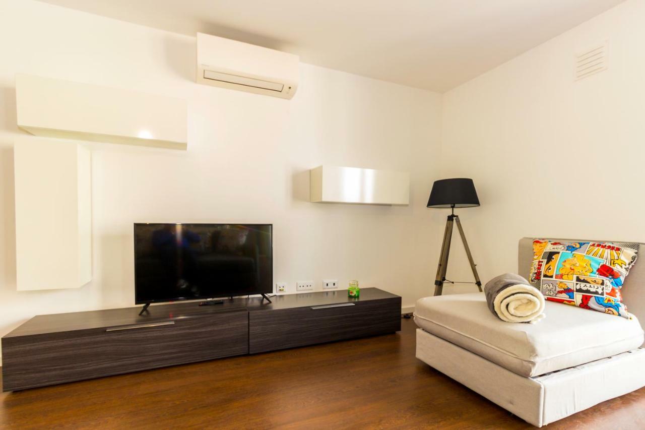 Guest H4U - Bonjardim Pop Art City Center Porto Exterior photo